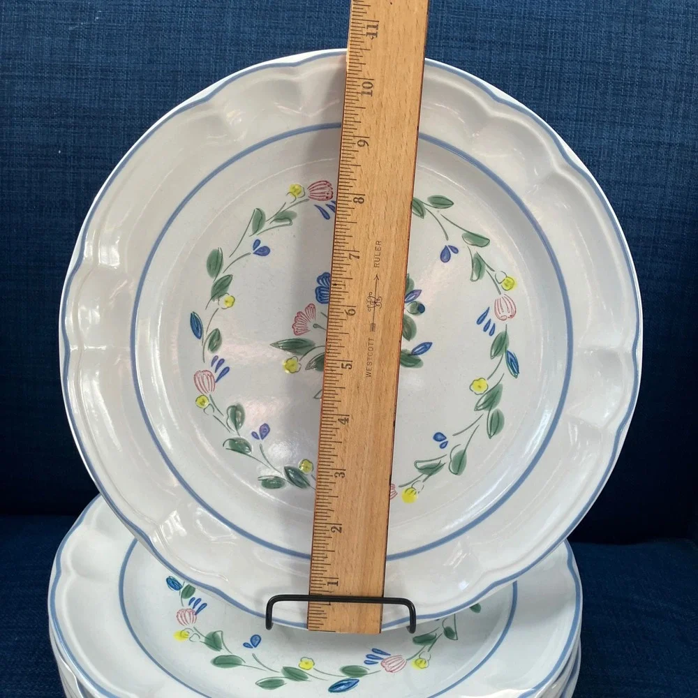 Floral Expression Stoneware Dinner Plates Set of 5 Vintage Blue Floral Scalloped